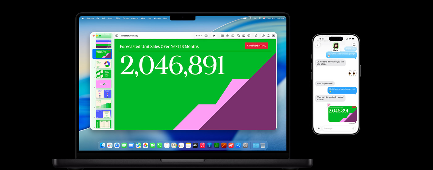 Un Mac muestra una presentación y el fondo de pantalla de macOS Tahoe. Frente al Mac hay un iPhone con la misma presentación dentro de un intercambio de mensajes de texto.