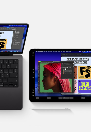 MacBook e iPad con Apple Pencil, entrambi gli schermi che mostrano lo stesso software di grafica per evidenziare la continuità tra i dispositivi.