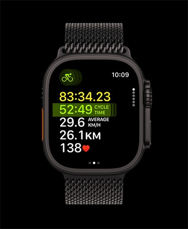 Apple Watch Ultra 3, melna krāsa, titāna ietvars, vairāki sporta veidi vienā treniņā, siksniņa, melna Milānas aproce