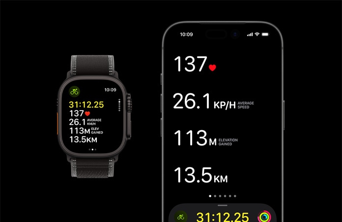Apple Watch Ultra 3, melna krāsa, titāna ietvars, Trail Loop siksniņa, melna/pelnpelēka krāsa, iPhone, abās ierīcēs atvērti aktīvie treniņa rādītāji