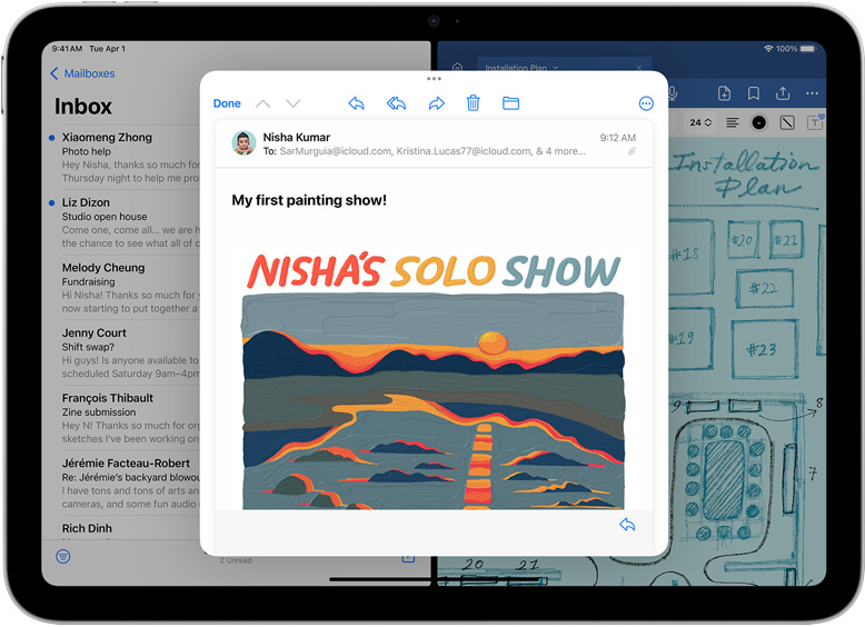 Mail dan GoodNotes terbuka berdampingan di iPad. Sebuah pesan email terbuka di jendela terpisah.