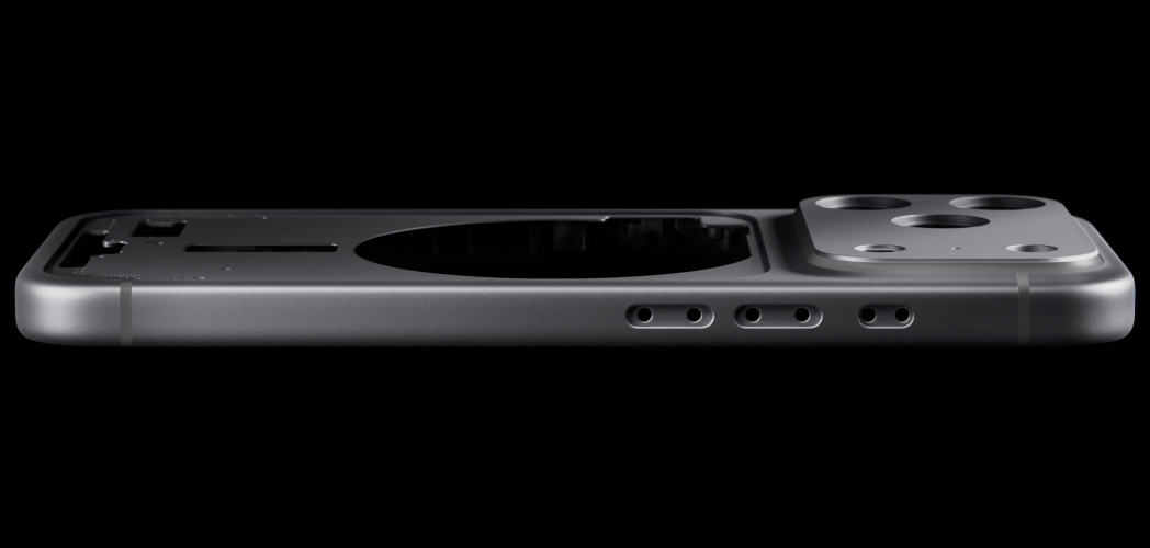 iPhone 17 Pro, ภายนอกด้านหลัง, ตัวเครื่องแบบชิ้นเดียวที่ขึ้นรูปจากอะลูมิเนียม